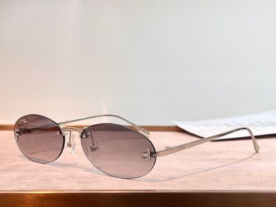 Fendi Sunglasses 460